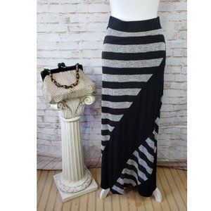 NWT Bebe Size XS Black/Gray Striped Mixed Fabric Knit Maxi Long Skirt MSRP $79